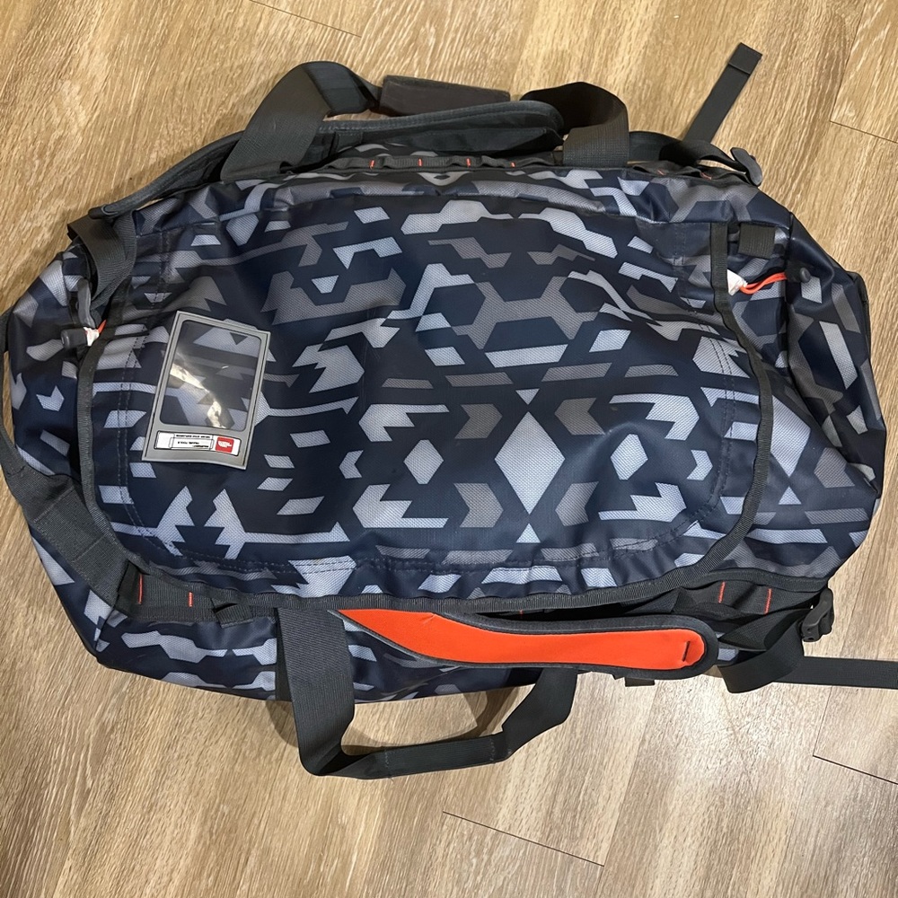 North Face Base Camp Duffel Size Medium